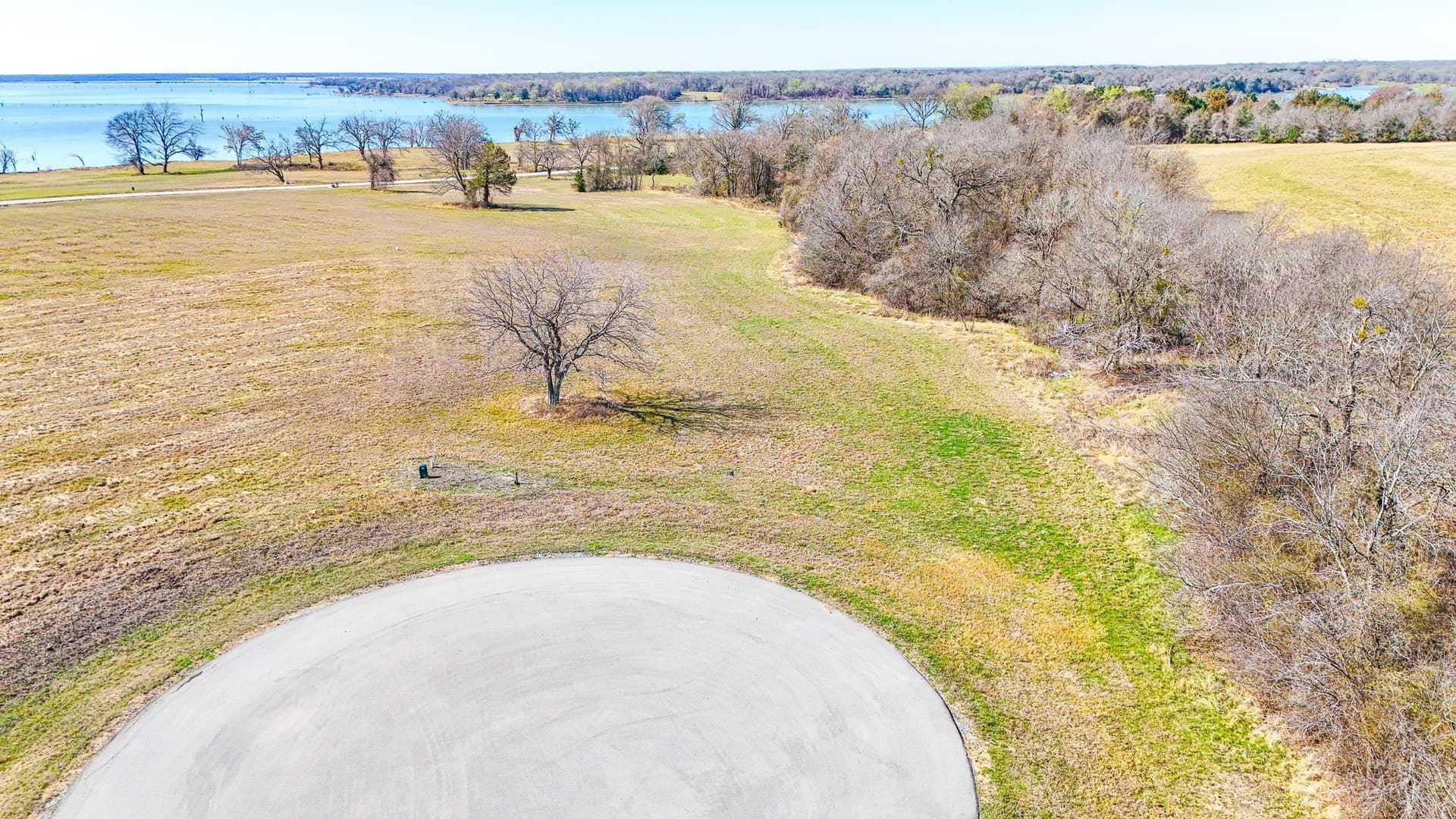 1.01 acres in Navarro County - photo 11
