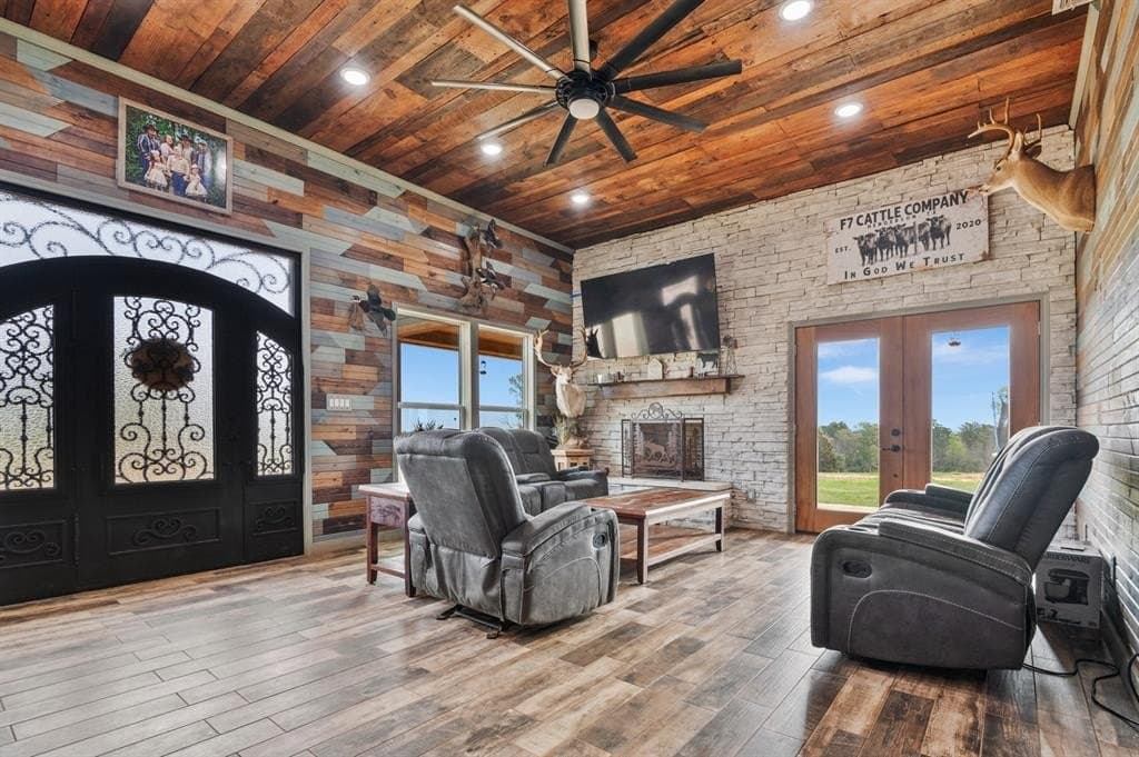 58.83 acres in Rusk County