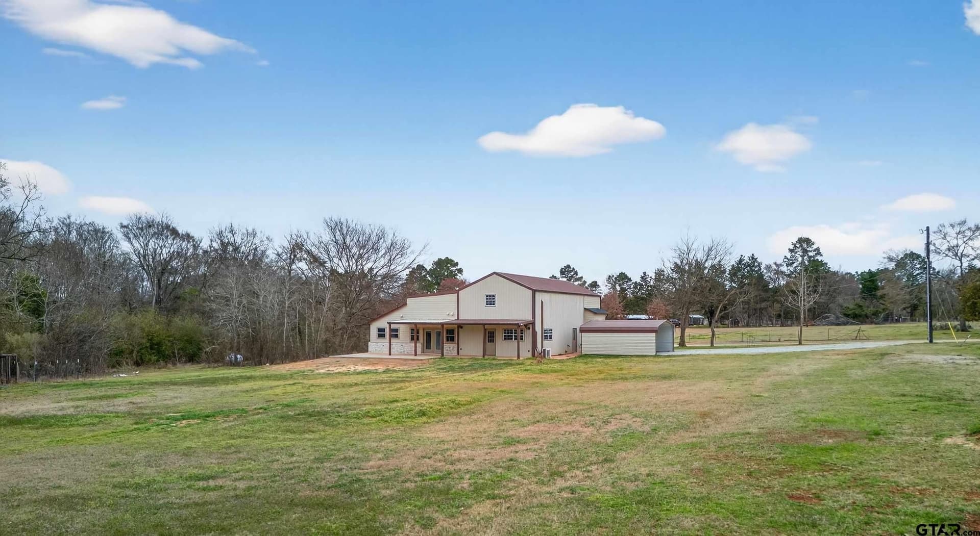 10 acres in Smith County gallery image 3