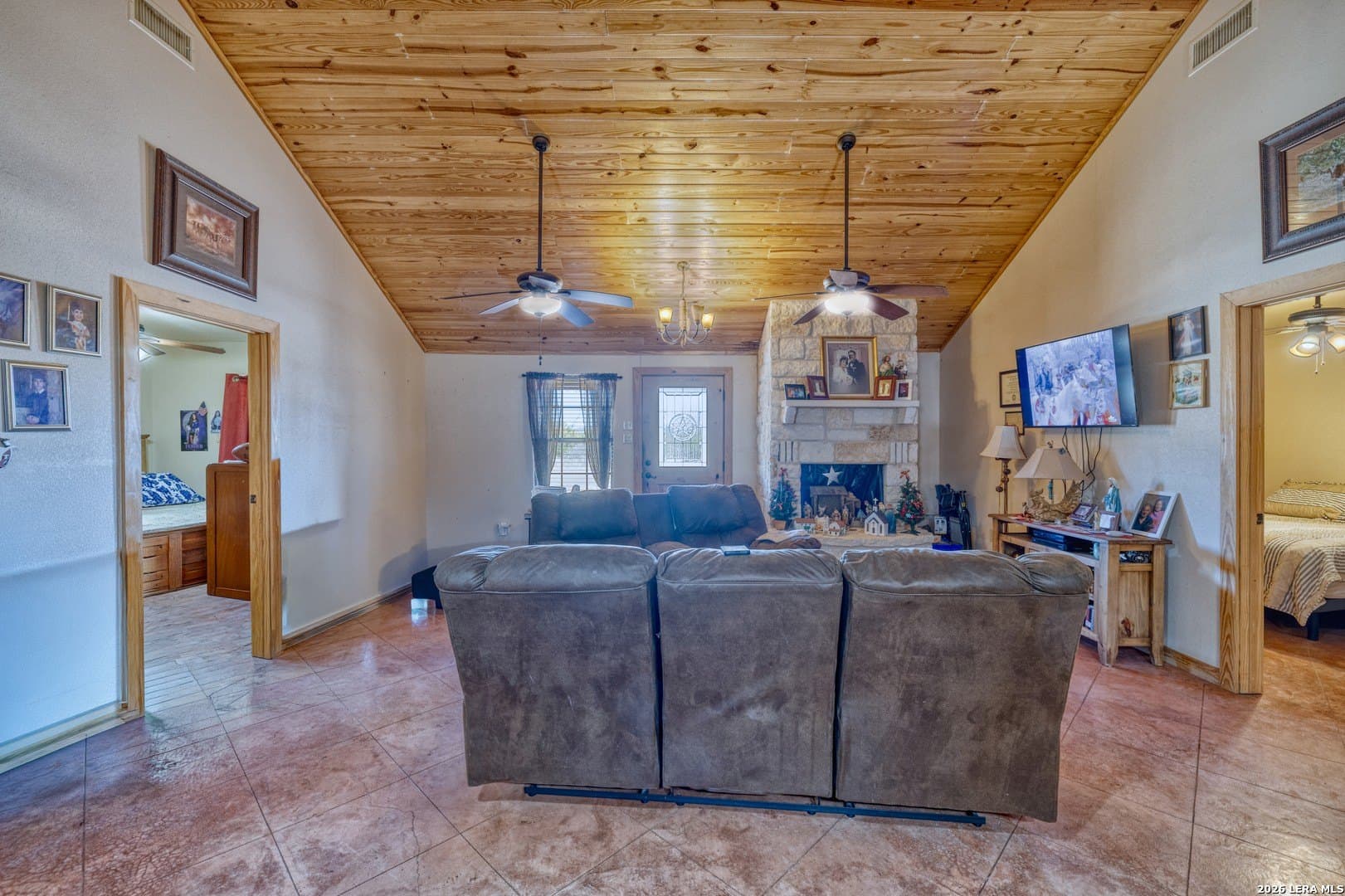 16 acres in Real County - photo 19