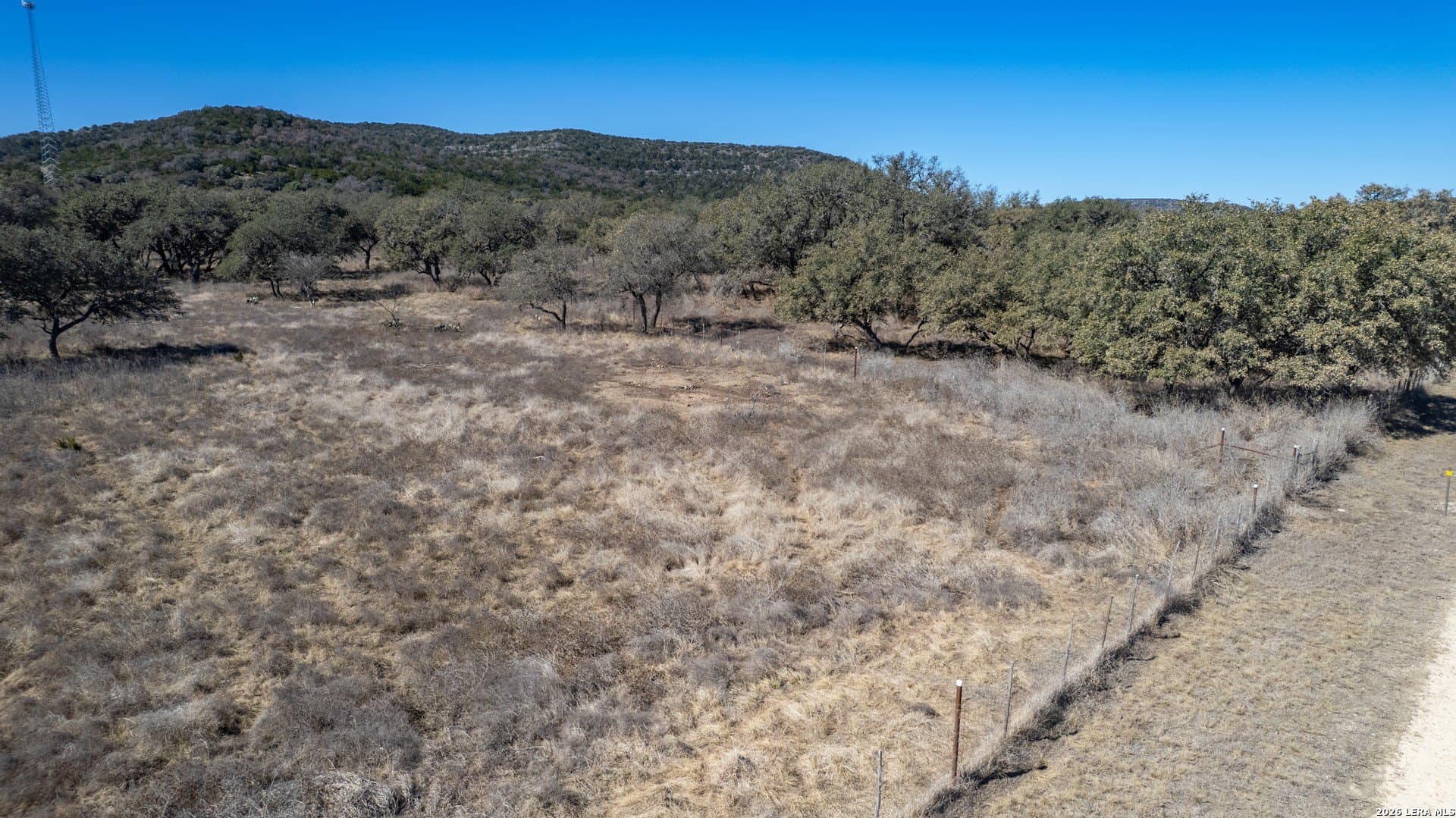 16 acres in Real County - photo 43