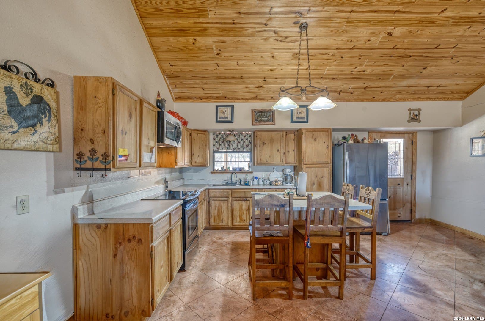 16 acres in Real County - photo 14