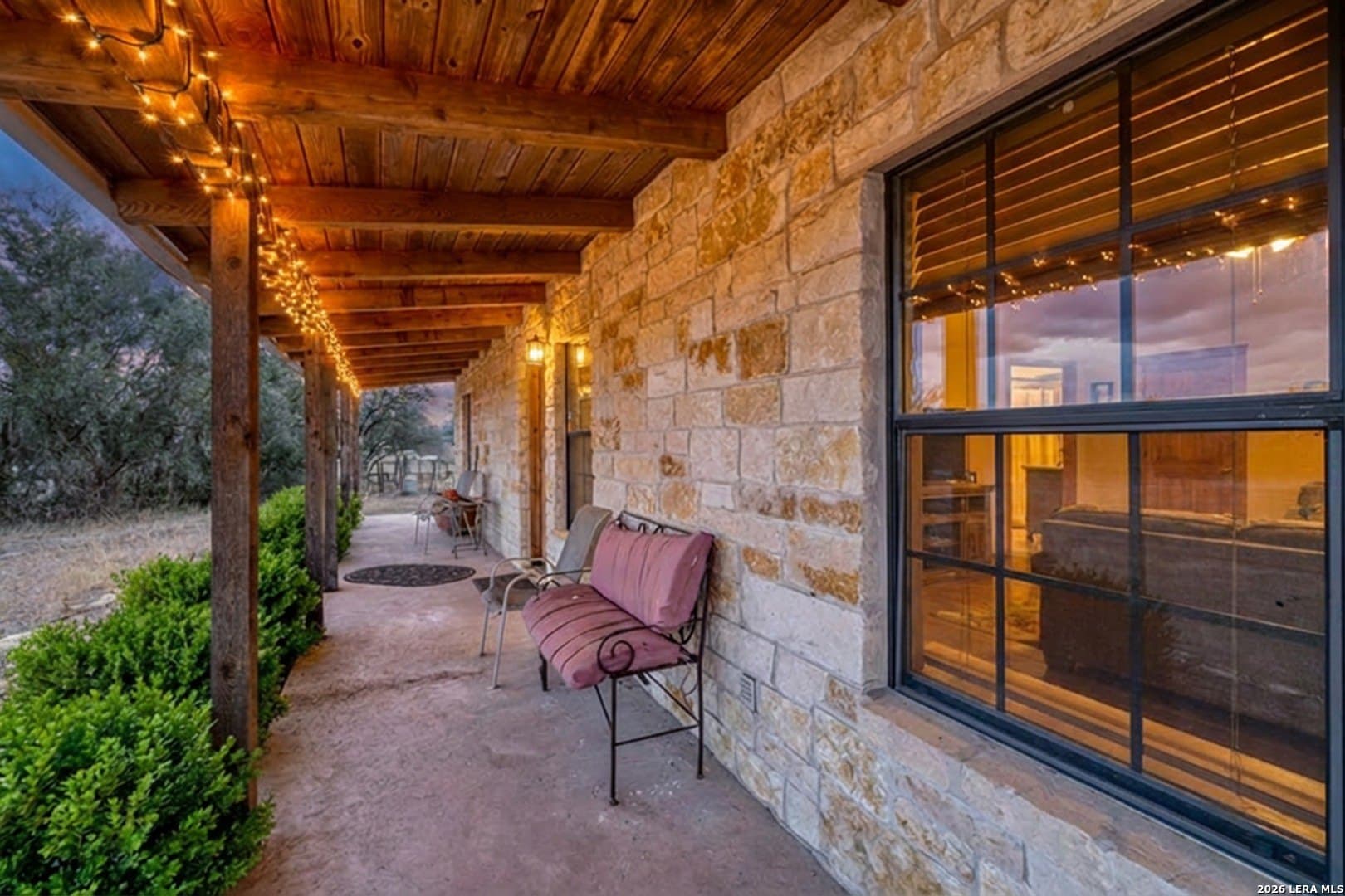 16 acres in Real County - photo 9