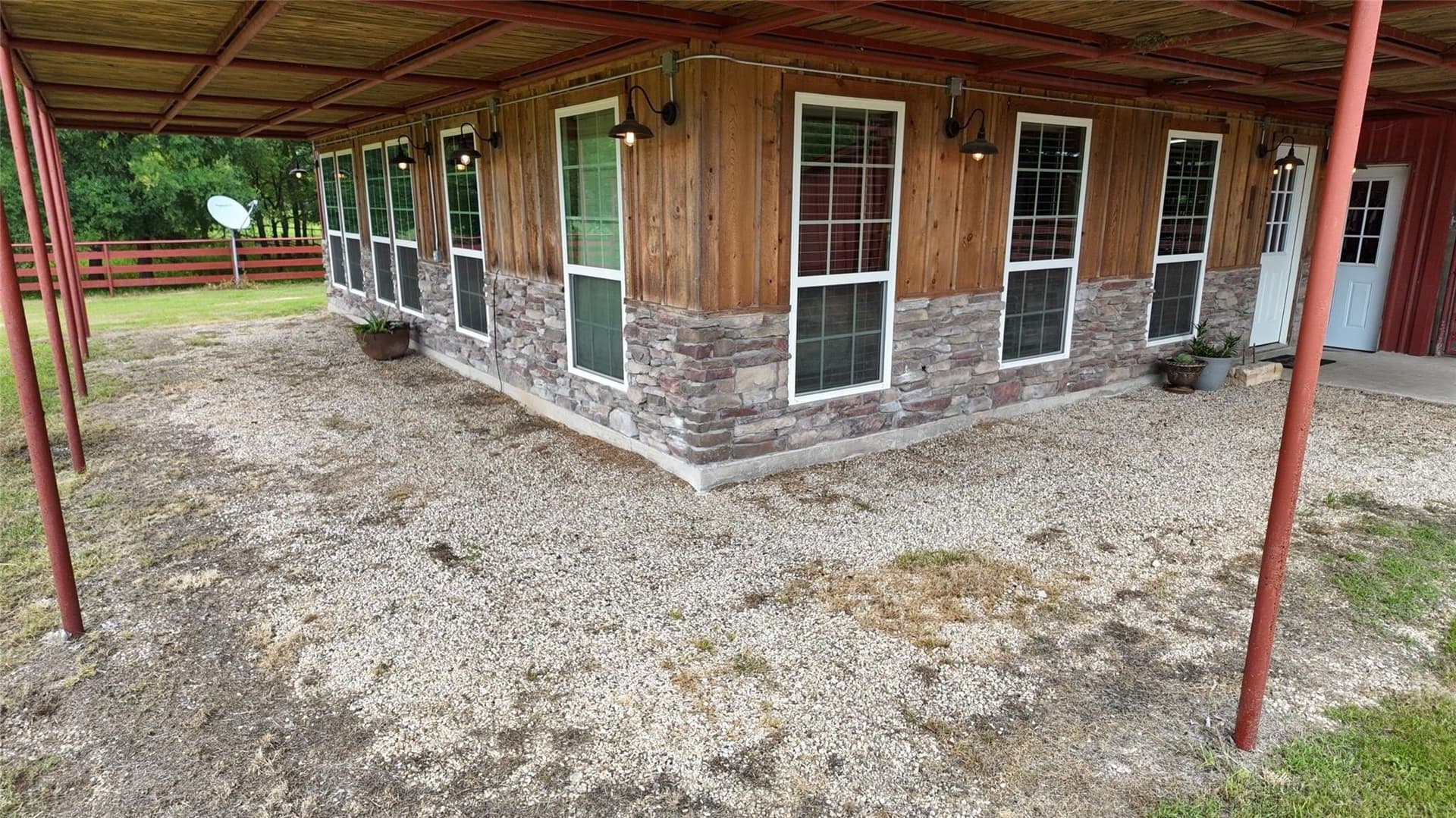 129.43 acres in Freestone County - photo 9