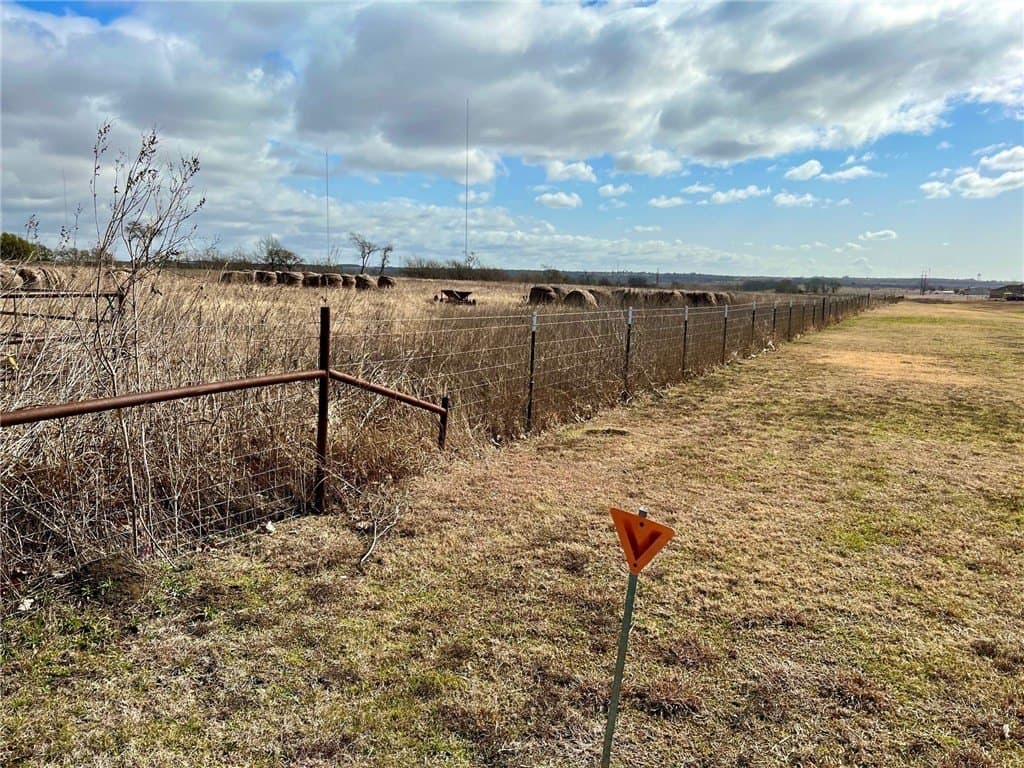 17.16 acres in McLennan County - photo 9