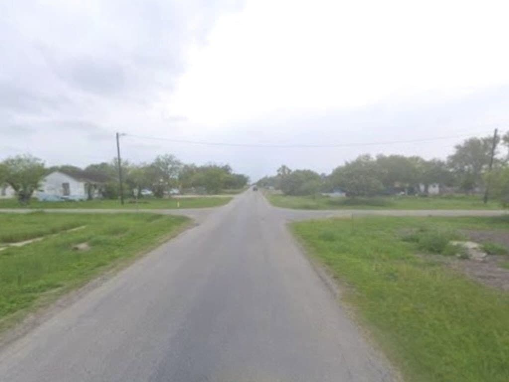 0.32 acres in Nueces County - photo 3