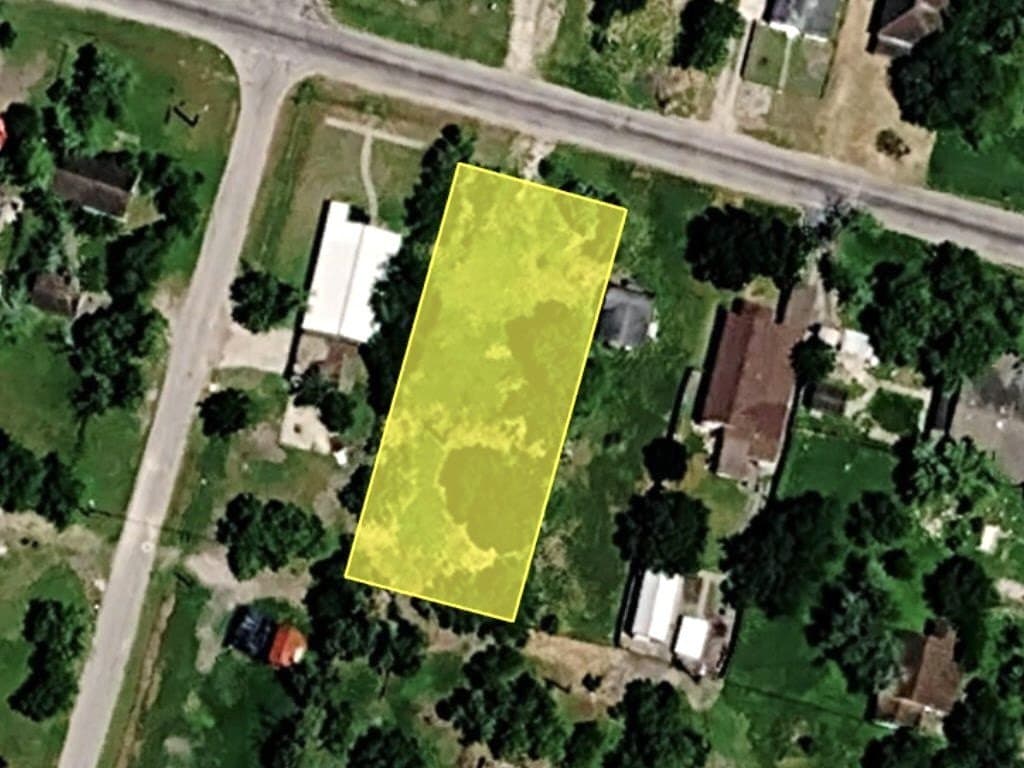 0.32 acres in Nueces County - photo 4