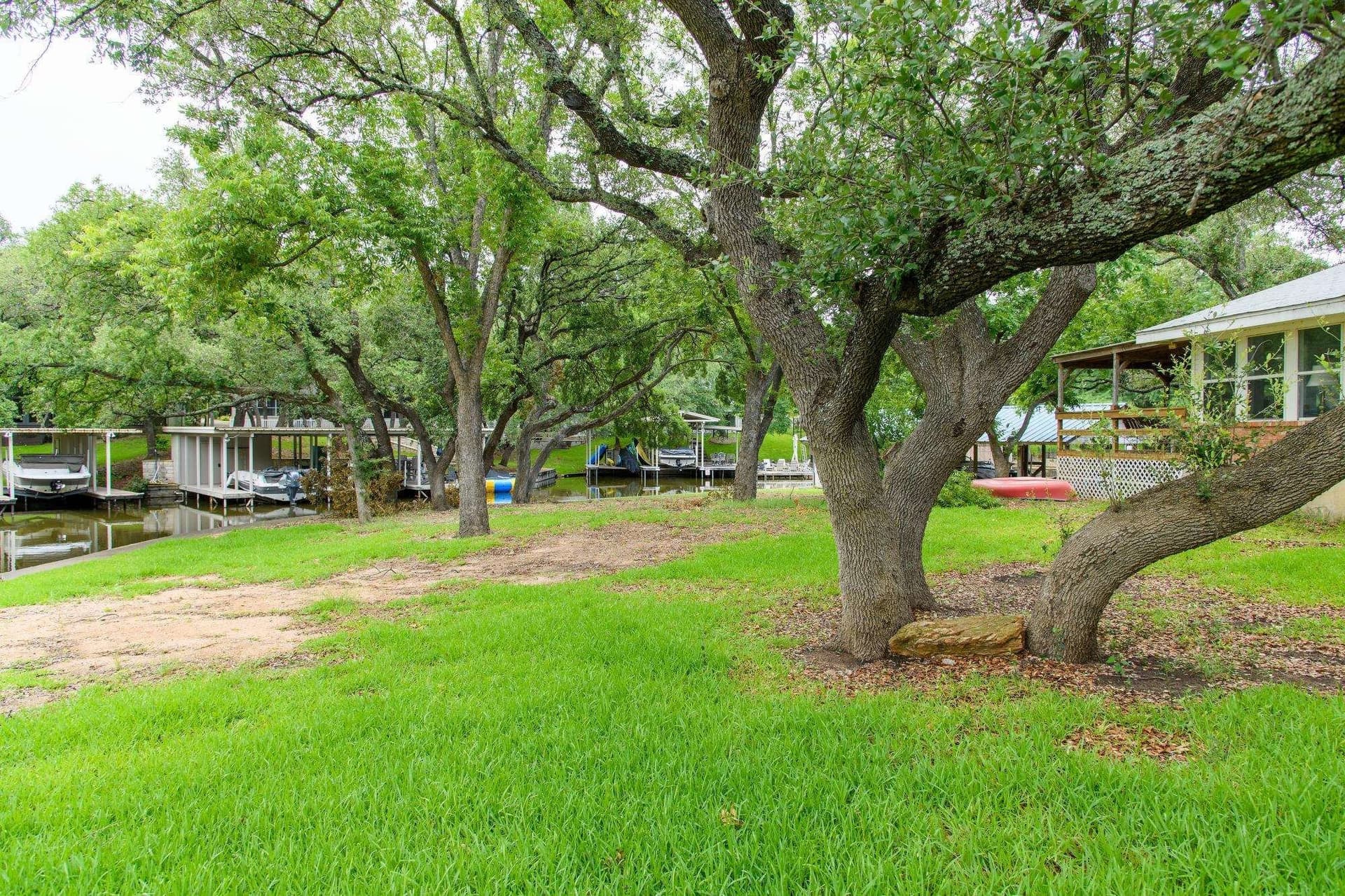 0.37 acres in Burnet County gallery image 3