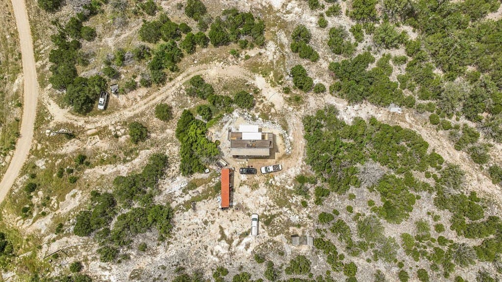 53.1 acres in Edwards County - photo 23