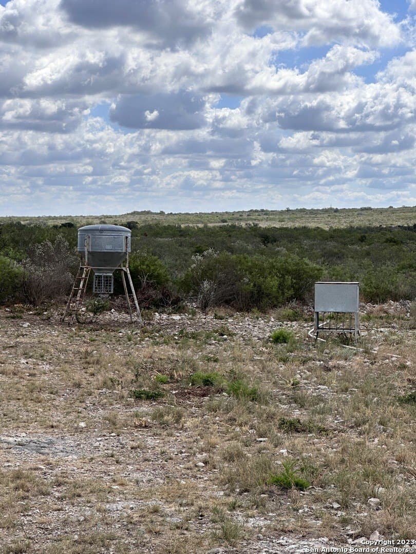 145 acres in Kinney County - photo 16