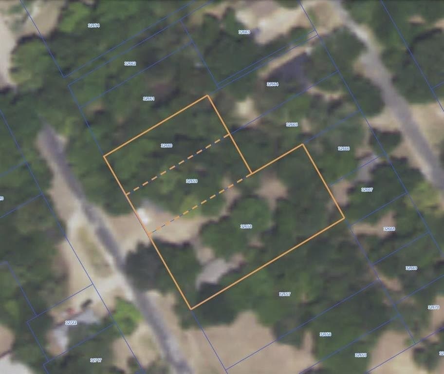 0.16 acres in Navarro County