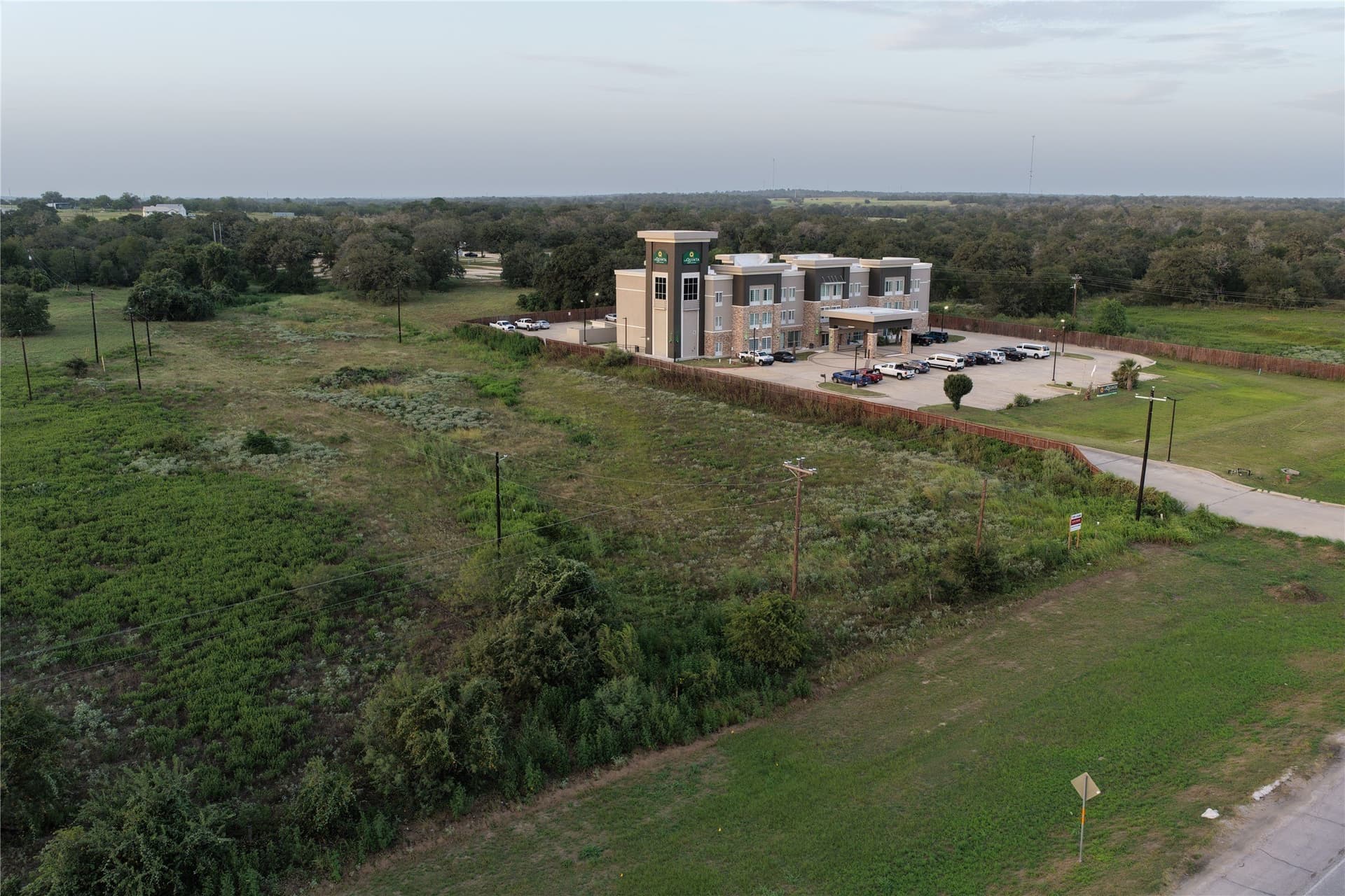 1.61 acres in Caldwell (TX) County - photo 6