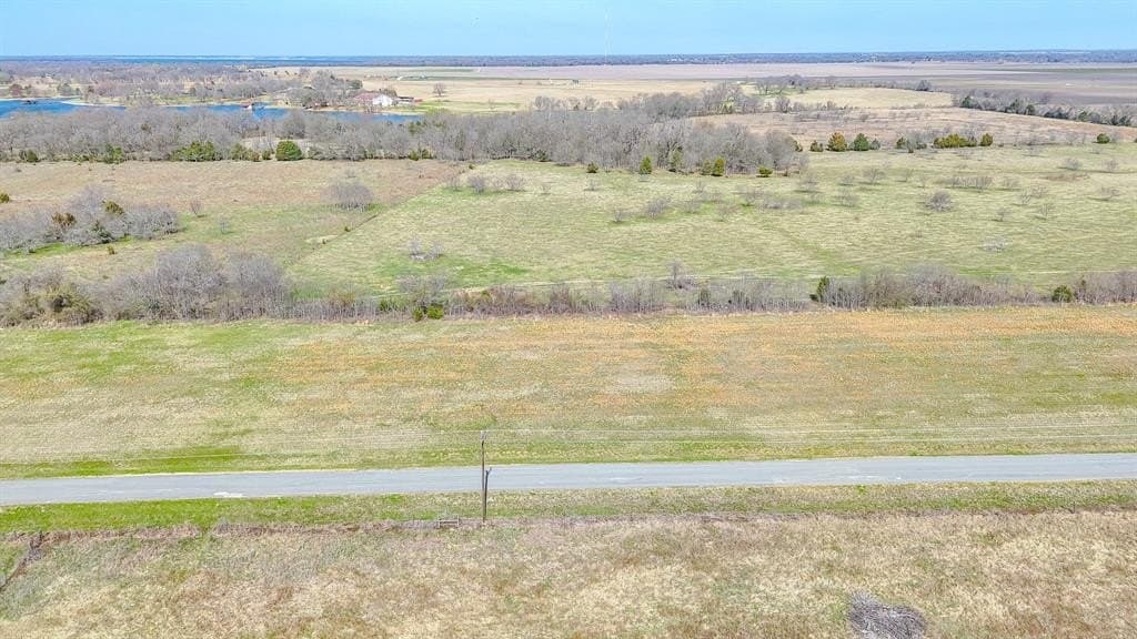 1.11 acres in Navarro County featured view