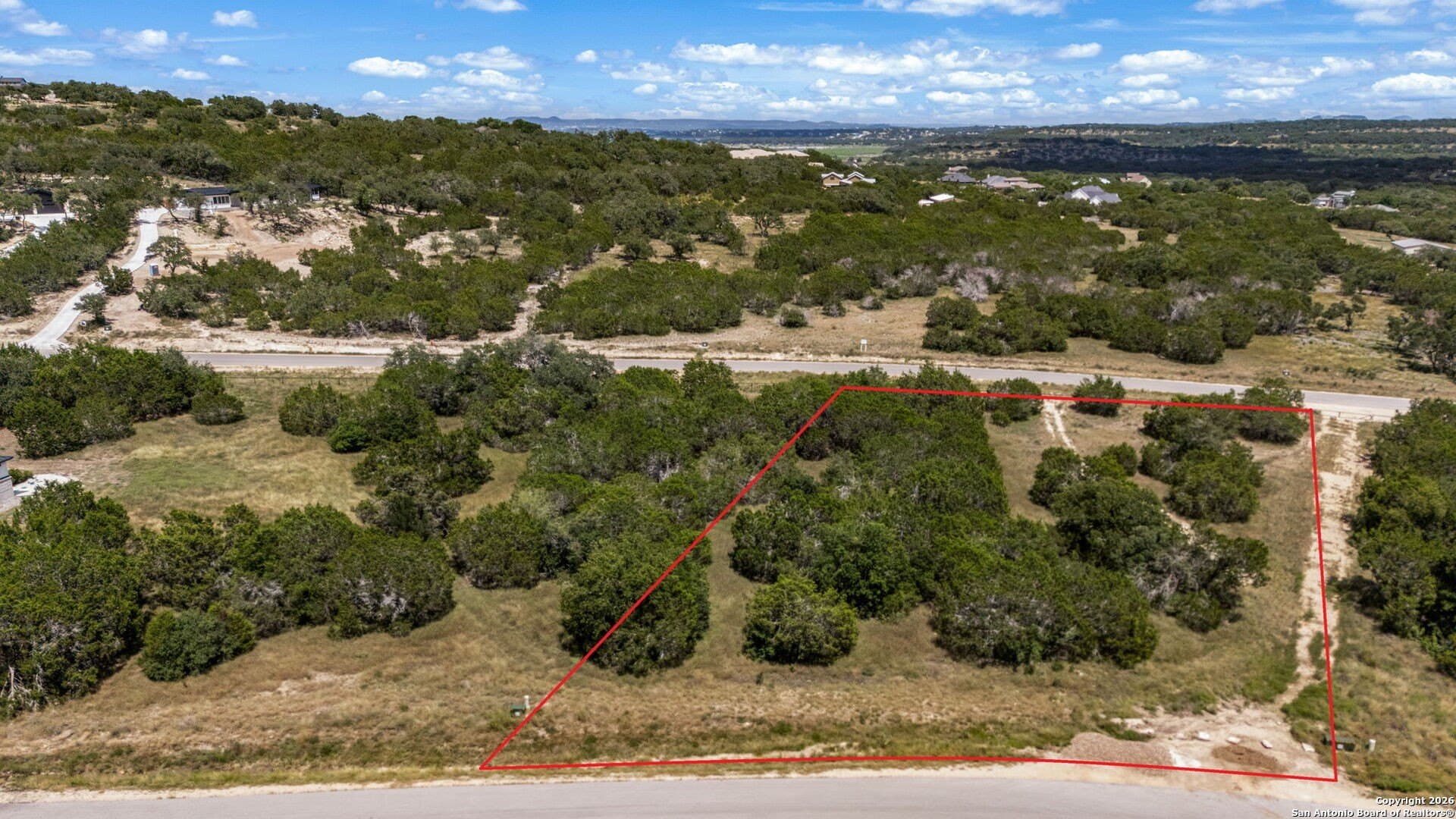 1.29 acres in Comal County gallery image 3