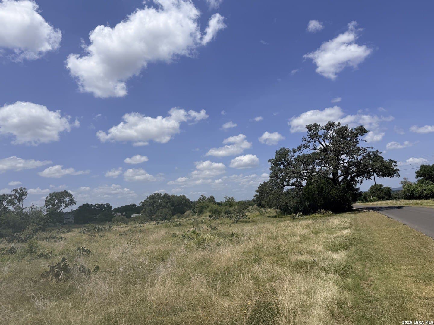 0.86 acres in Bandera County - photo 12