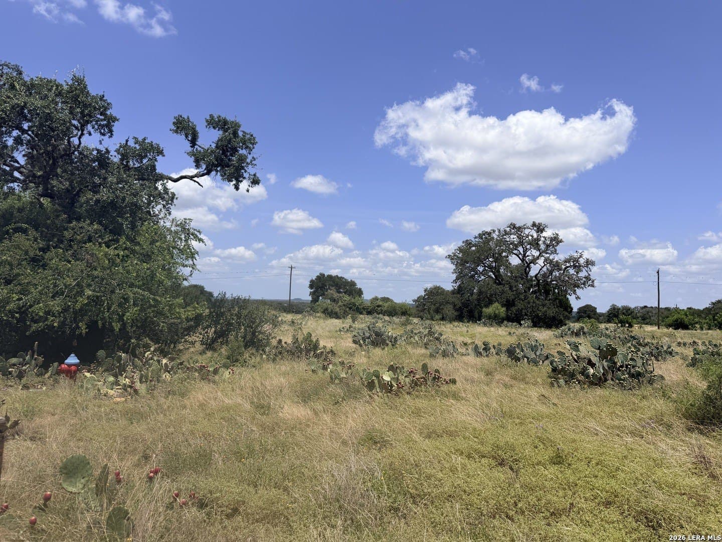 0.86 acres in Bandera County - photo 3