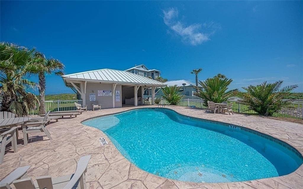 0.11 acres in Nueces County - photo 8