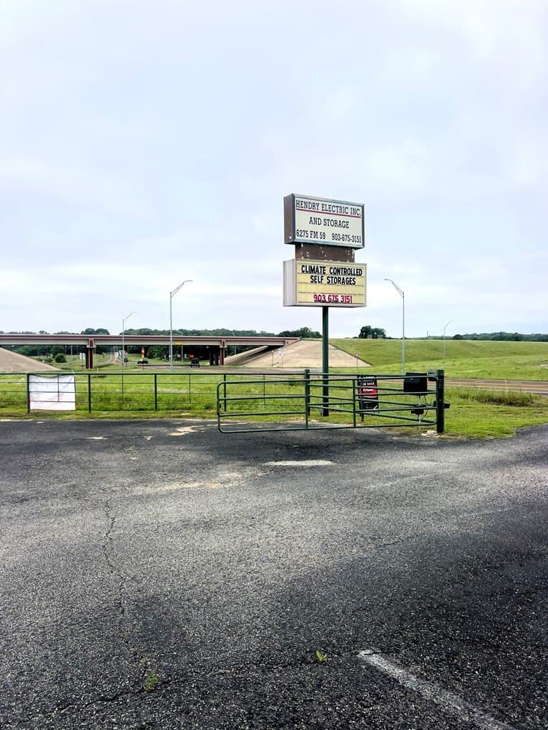 16 acres in Henderson County gallery image 4