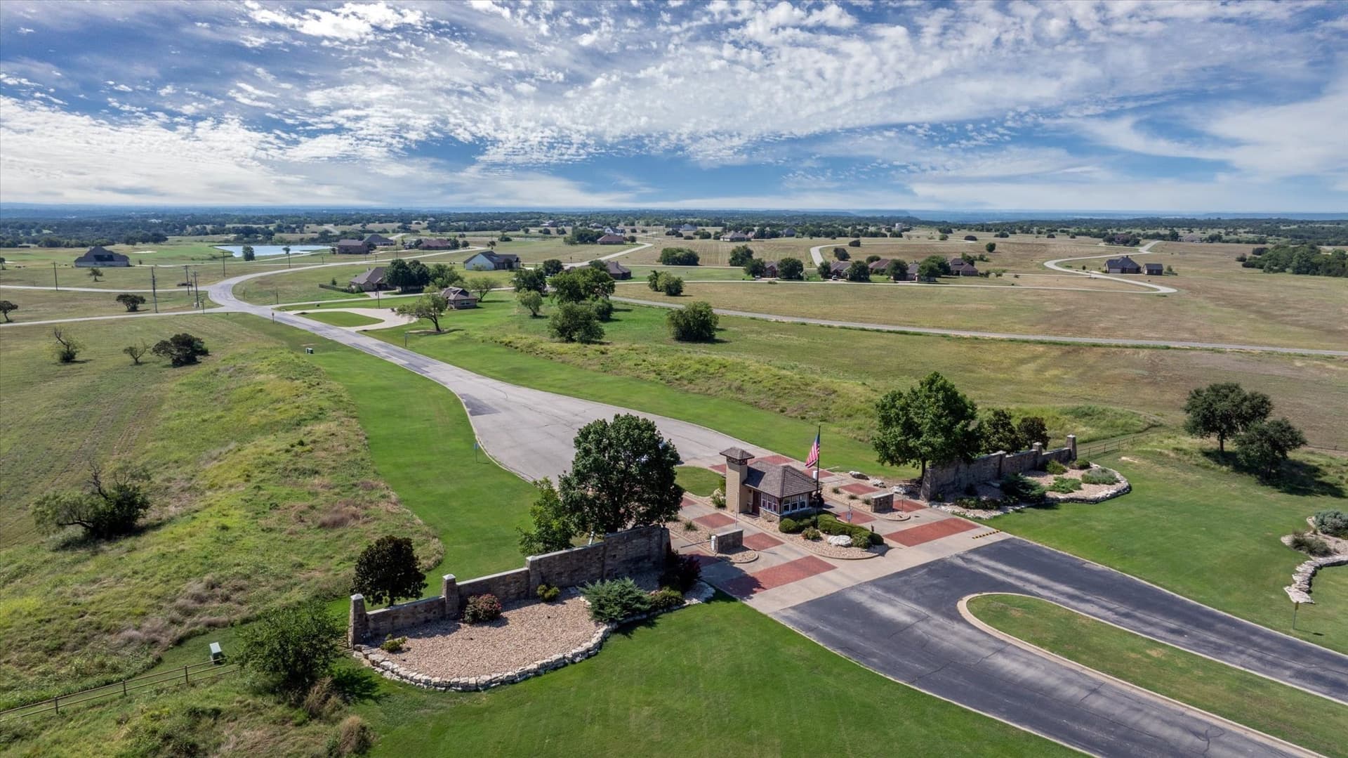 0.38 acres in Johnson County - photo 34