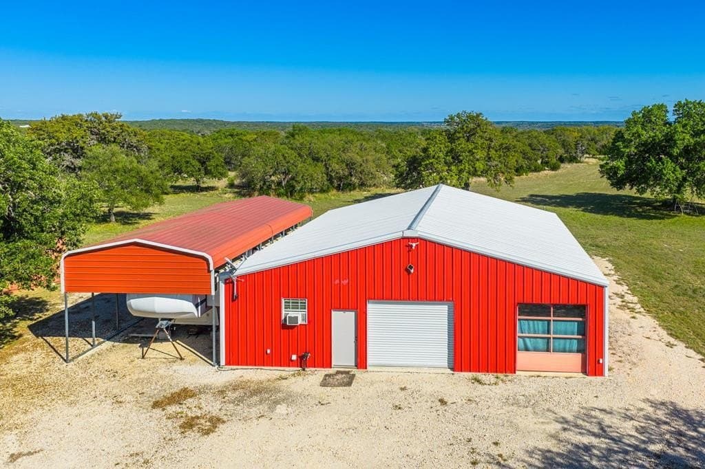 20 acres in Kerr County gallery image 2