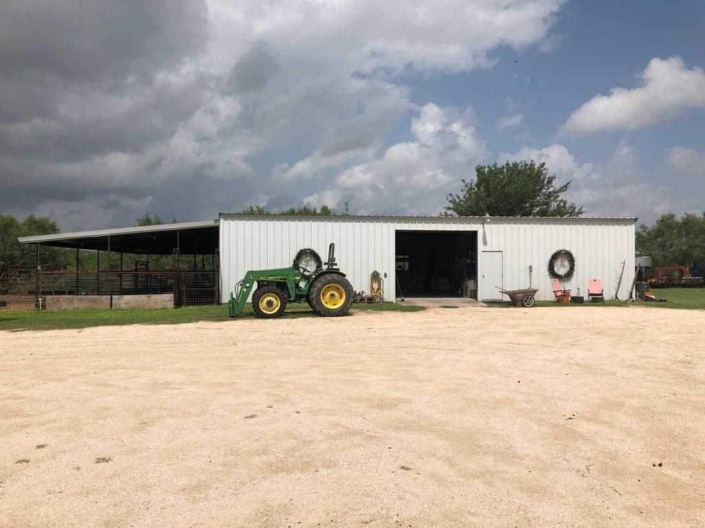 510.01 acres in Val Verde County - photo 4