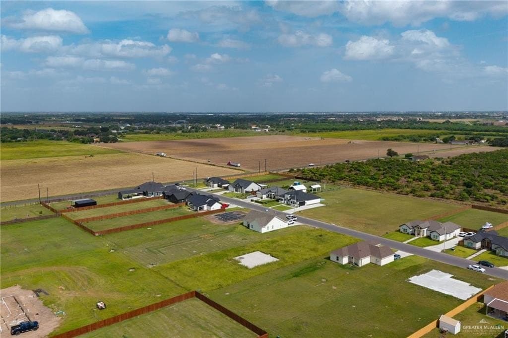 0.5 acres in Hidalgo County - photo 9