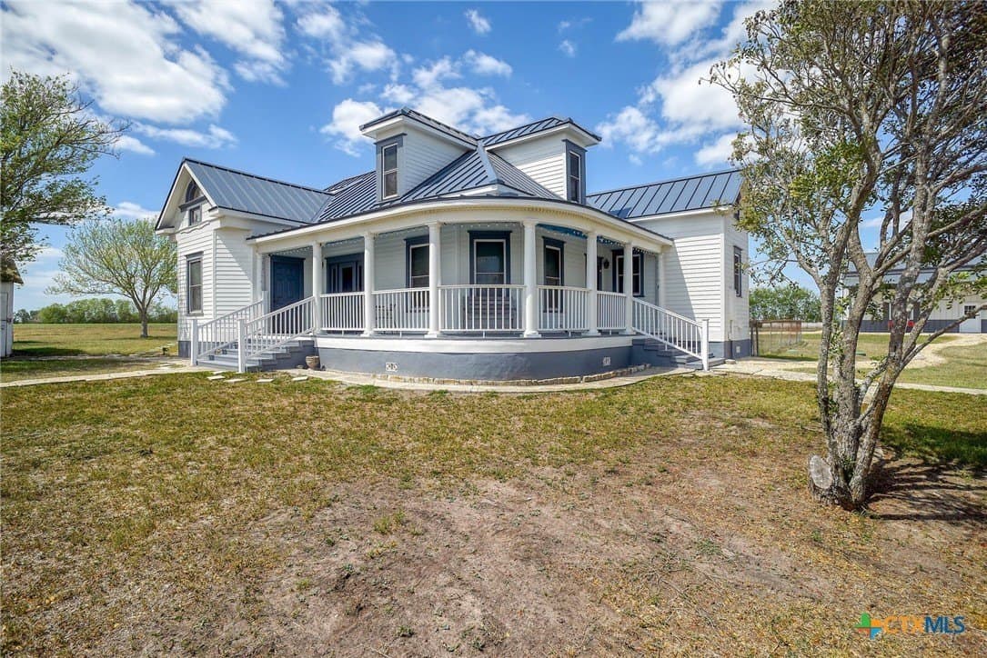 36.87 acres in Lavaca County