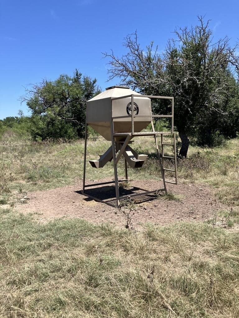 161.42 acres in Kimble County - photo 7