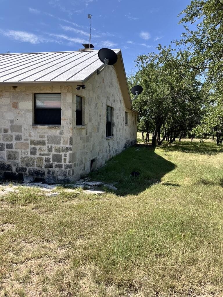 161.42 acres in Kimble County - photo 20