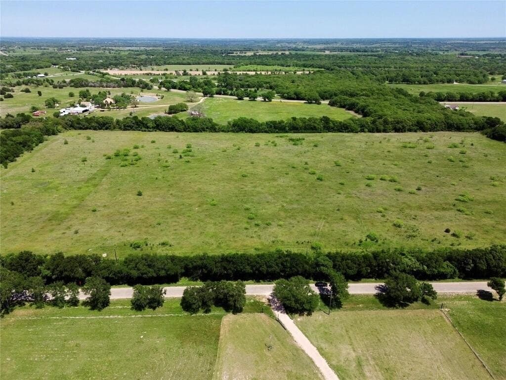 2.82 acres in McLennan County - photo 5