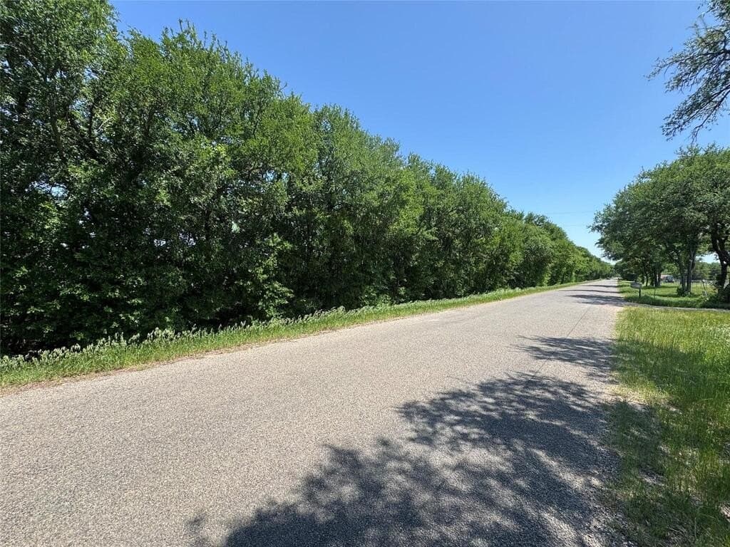 2.82 acres in McLennan County - photo 2