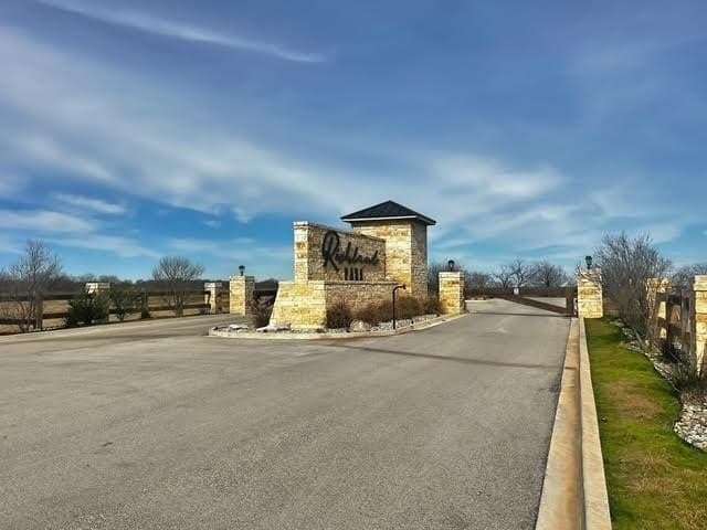 1.5 acres in Navarro County gallery image 2