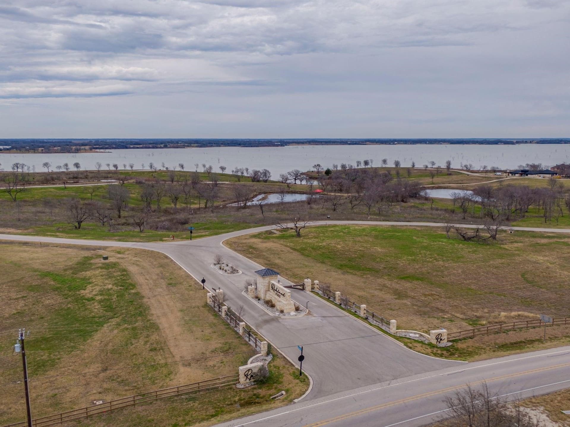 1.5 acres in Navarro County gallery image 4