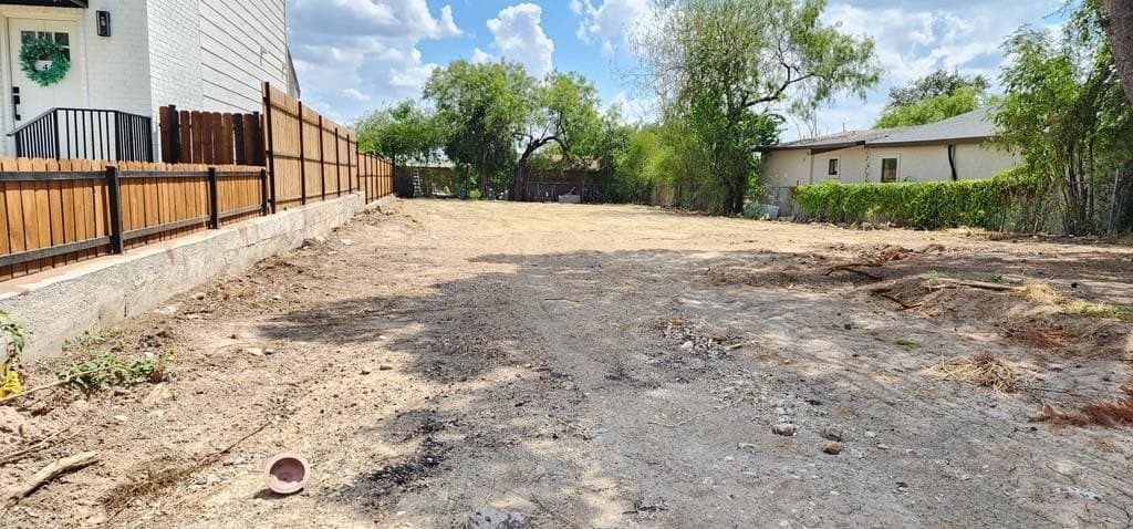 0.17 acres in Maverick County gallery image 2