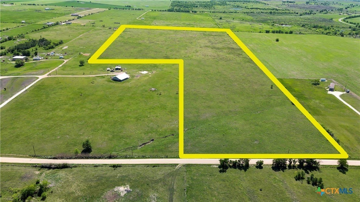 35.28 acres in Milam County gallery image 2