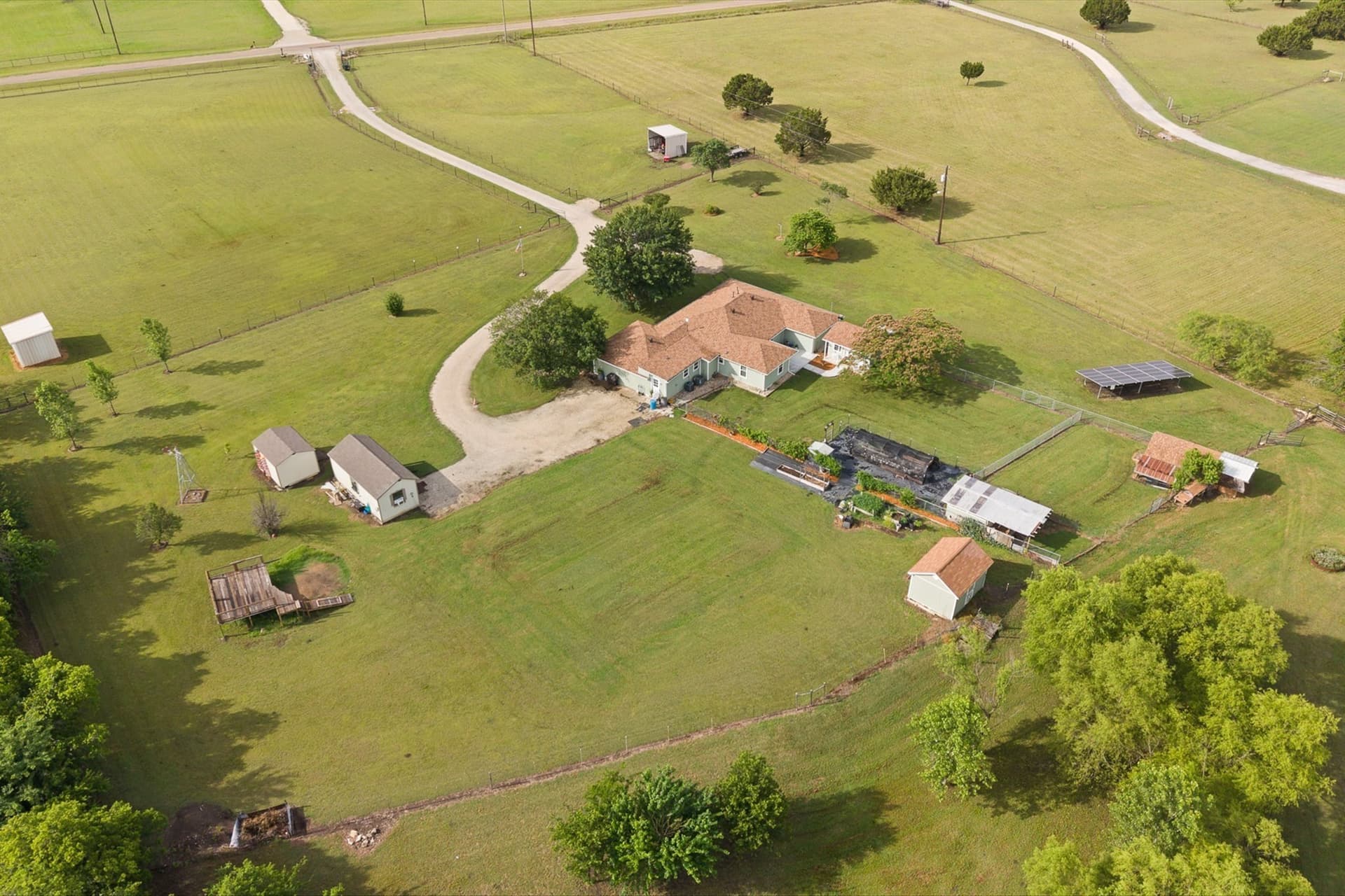 10 acres in Johnson County gallery image 2