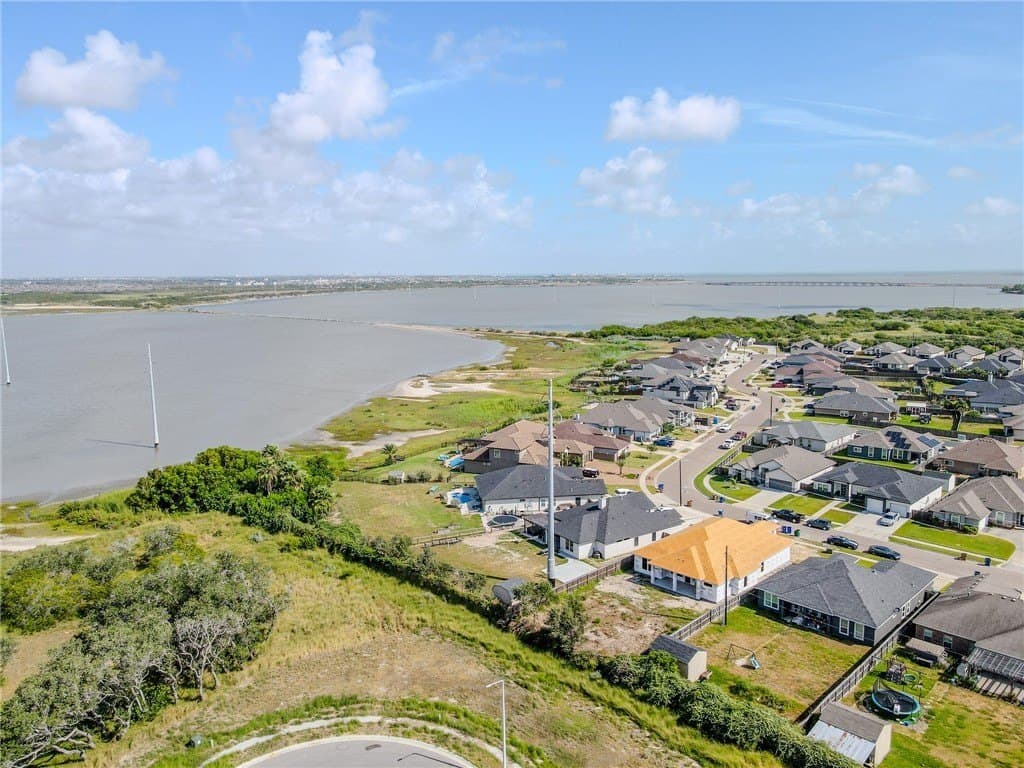 1.21 acres in Nueces County - photo 2