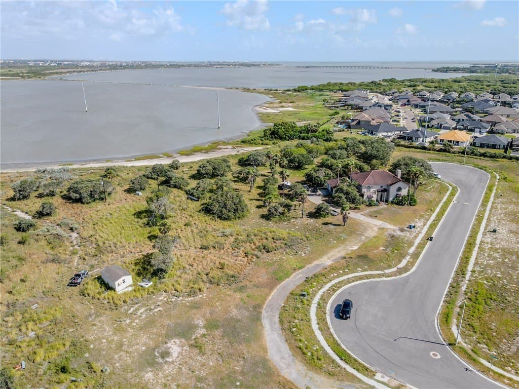 1.21 acres in Nueces County - photo 7