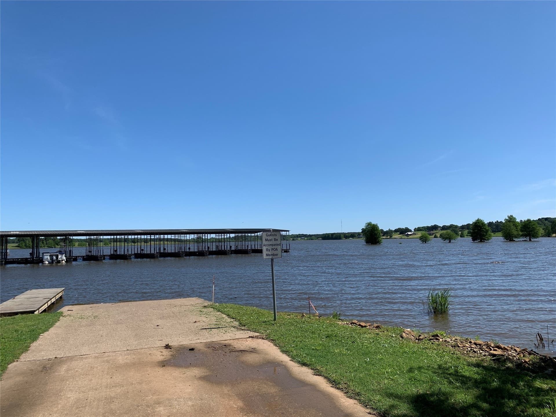 1.38 acres in Henderson County - photo 16