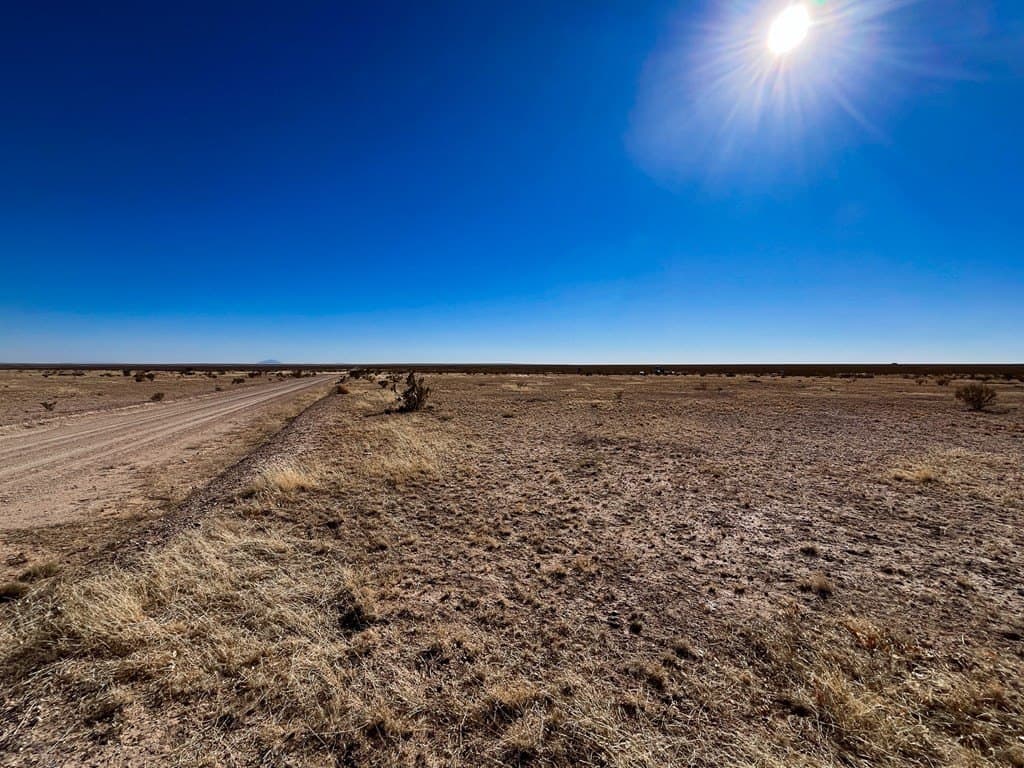 40 acres in Hudspeth County gallery image 4