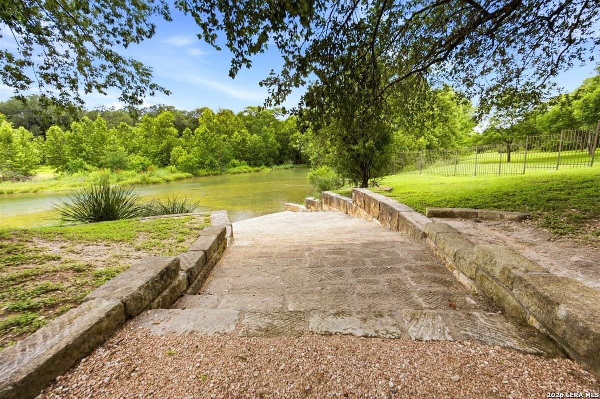 1 acres in Comal County - photo 32