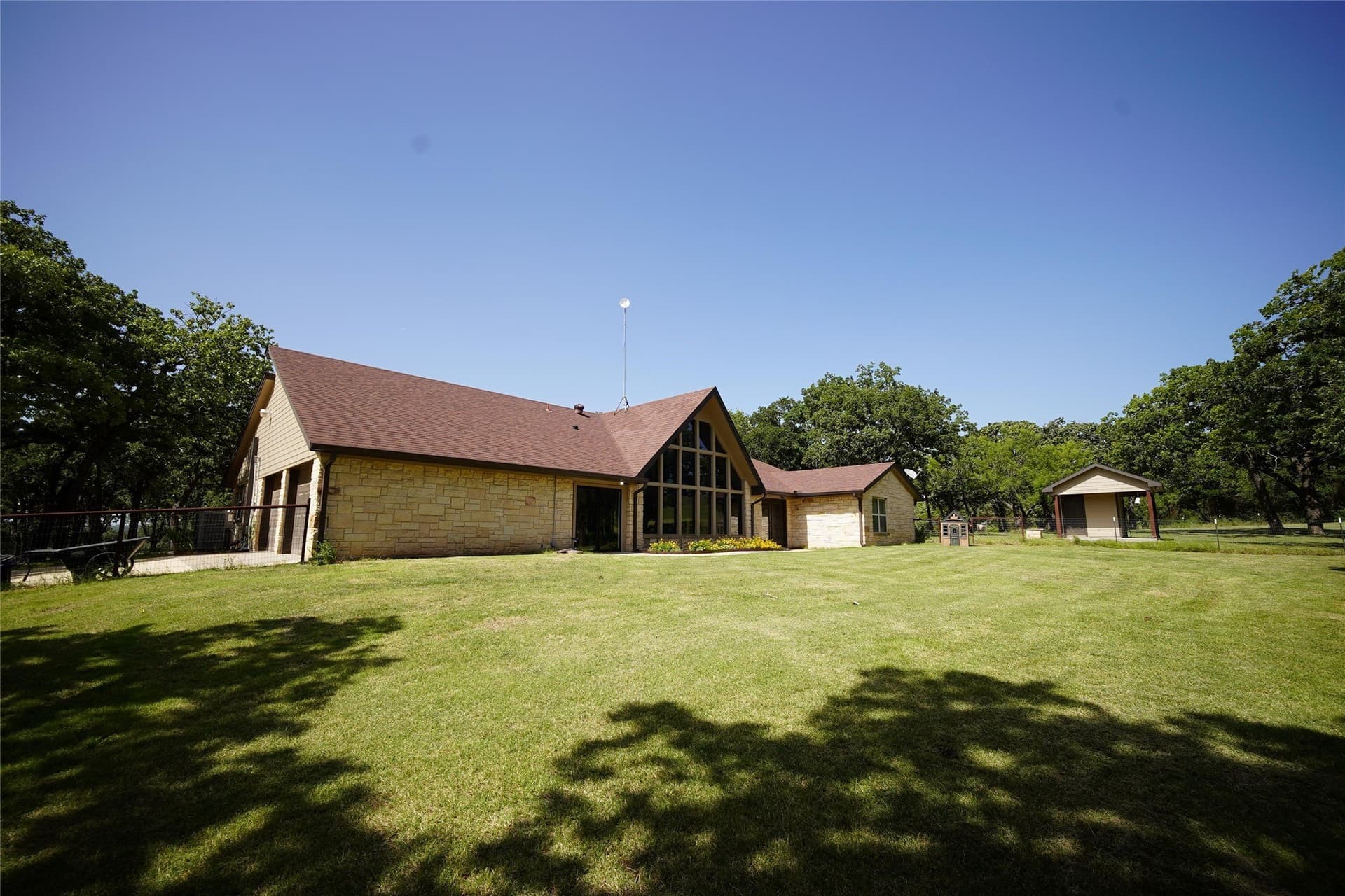 15.41 acres in Wise County - photo 2