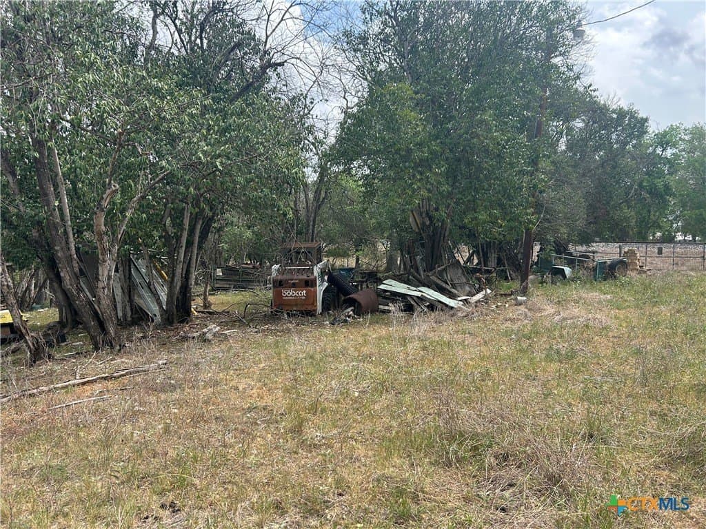 1.96 acres in Comal County - photo 22