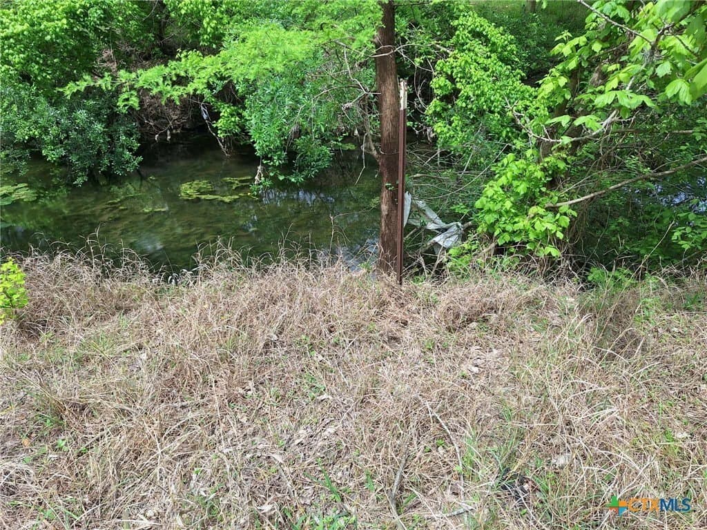 1.96 acres in Comal County - photo 8