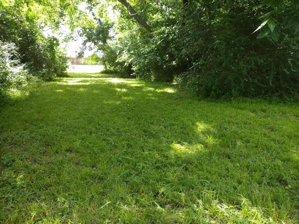 0.71 acres in Kaufman County gallery image 2