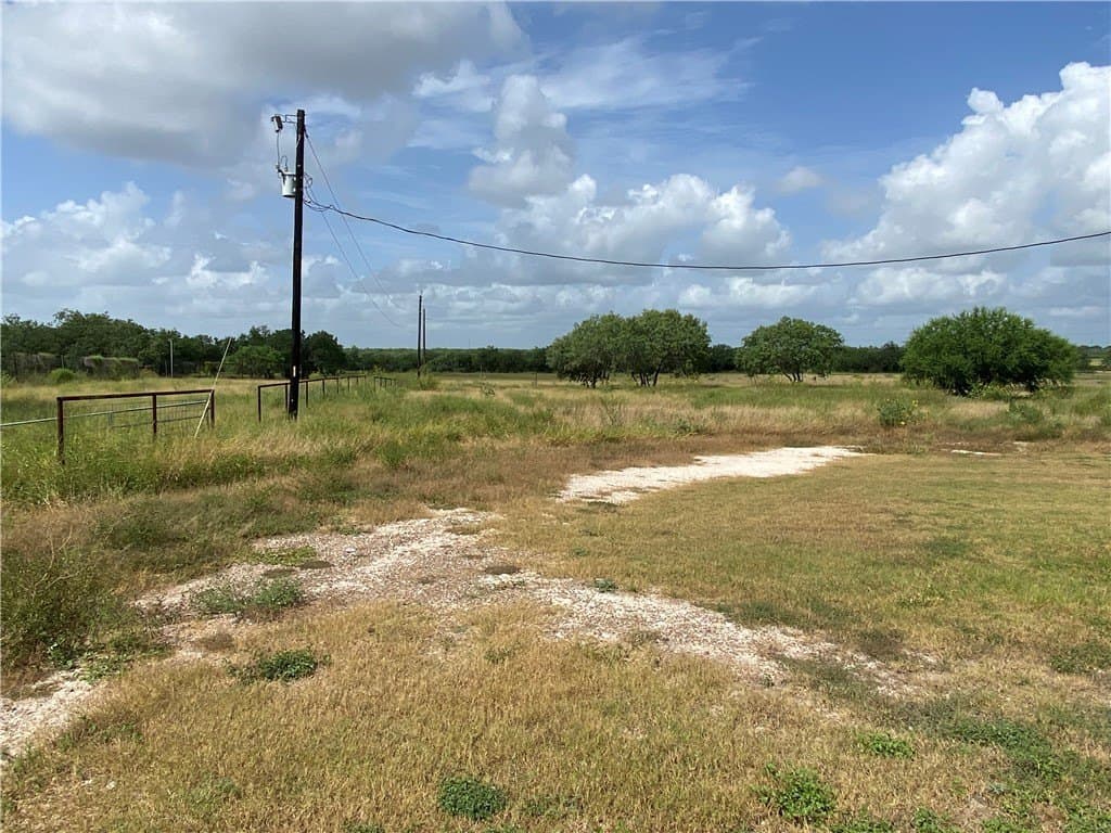 11.09 acres in Jim Wells County - photo 34