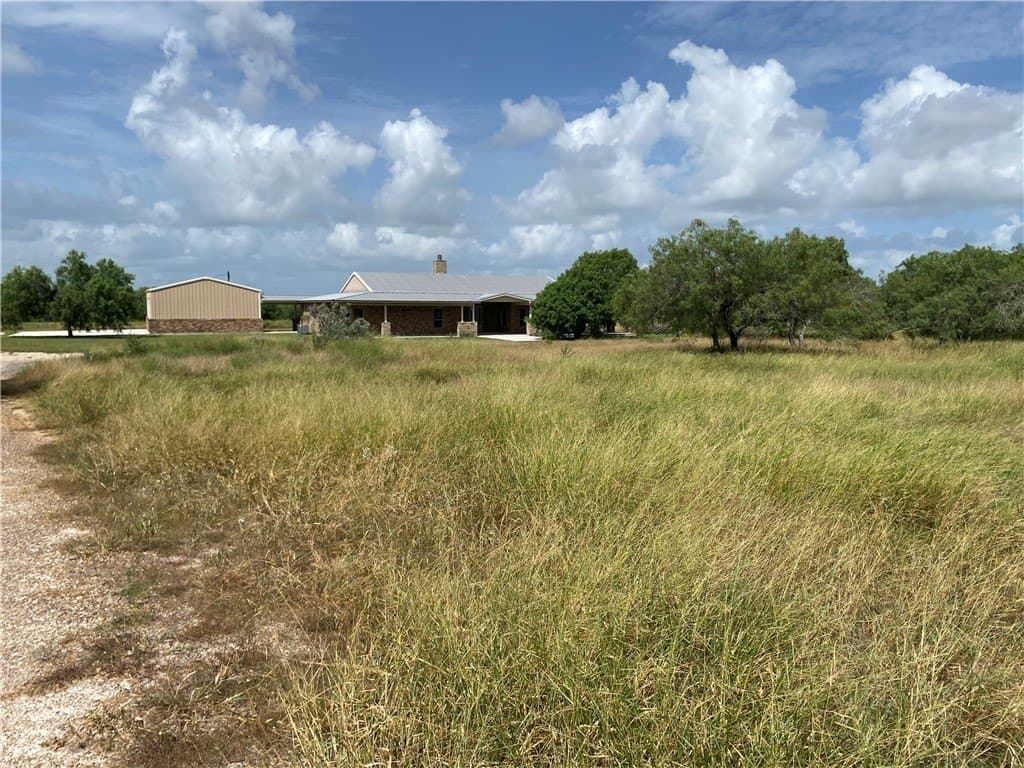 11.09 acres in Jim Wells County - photo 3