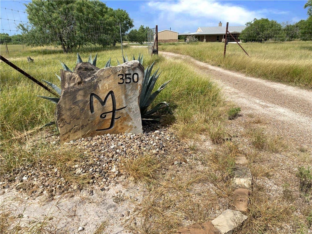 11.09 acres in Jim Wells County - photo 2