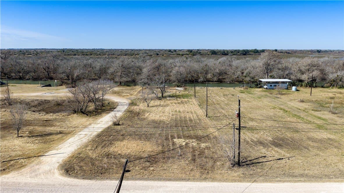 0.5 acres in Calhoun County