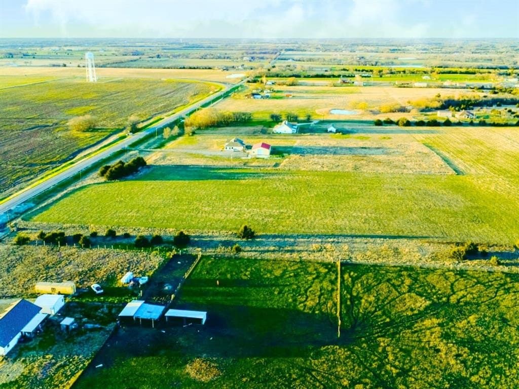 5 acres in Collin County gallery image 2